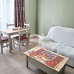 Tooting House
